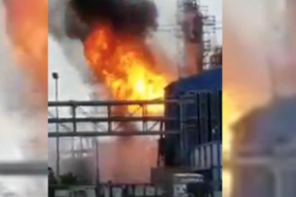 EKSPLODIRALA FABRIKA U TEKSASU! Plamen gutao sve pred sobom, povređeno 20 ljudi!