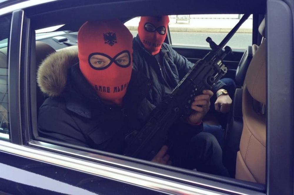 ALBANSKA MAFIJA JEDNA OD NAJOPASNIJIH NA SVETU: Celu mrežu drži 15 porodica, šta su besa, fes, barjak i krje (VIDEO)
