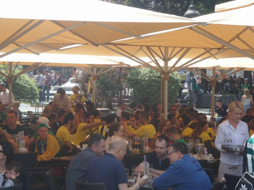 Navijači Fenerbahčea i Žalgirisa opet prave žurku u Beogradu