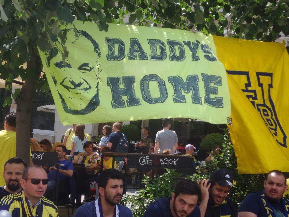 Navijači Fenerbahčea i Žalgirisa opet prave žurku u Beogradu