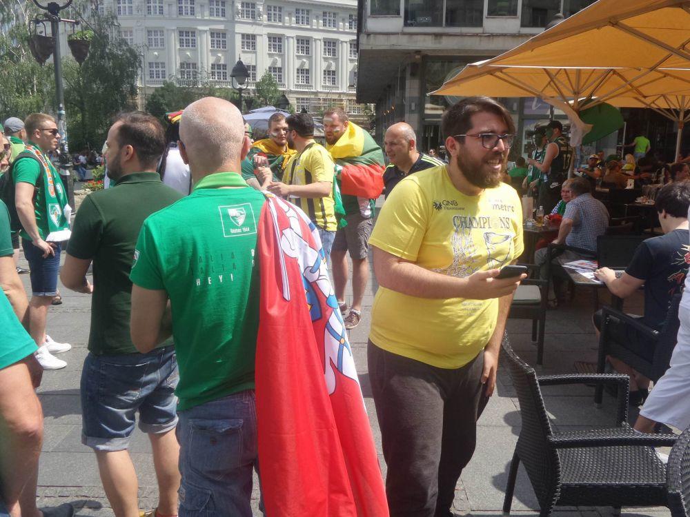 Navijači Fenerbahčea i Žalgirisa opet prave žurku u Beogradu
