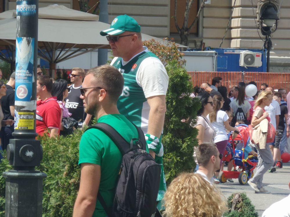 Navijači Fenerbahčea i Žalgirisa opet prave žurku u Beogradu