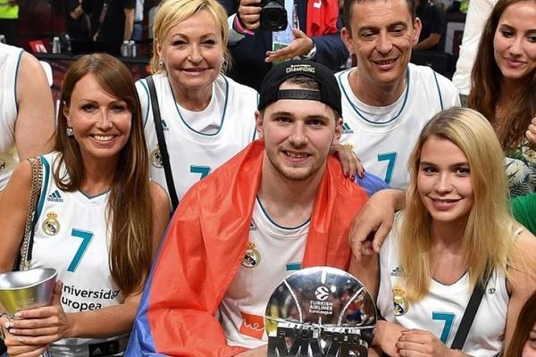 LUKA DONCIC'S MOTHER IS HOT! Future NBA superstar was raised by THIS GORGEOUS LADY! (PHOTO)