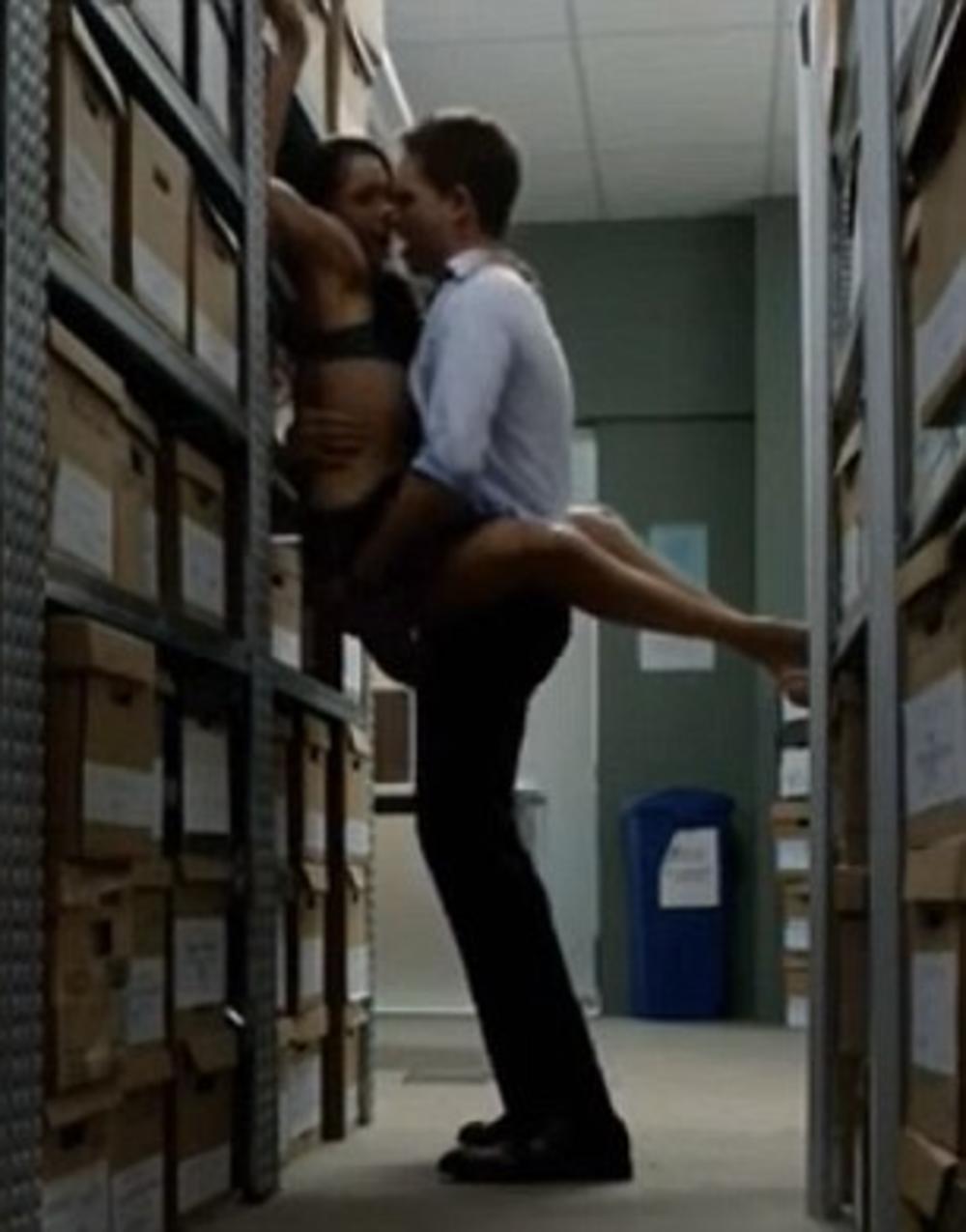 Legendarna scena među ormanima   