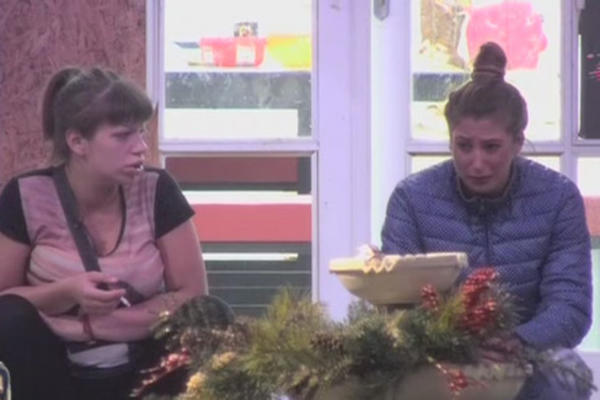 NADEŽDA OČAJNA U SUZAMA: Miki RASKINUO s njom, pa je najstrašnije IZVREĐAO!