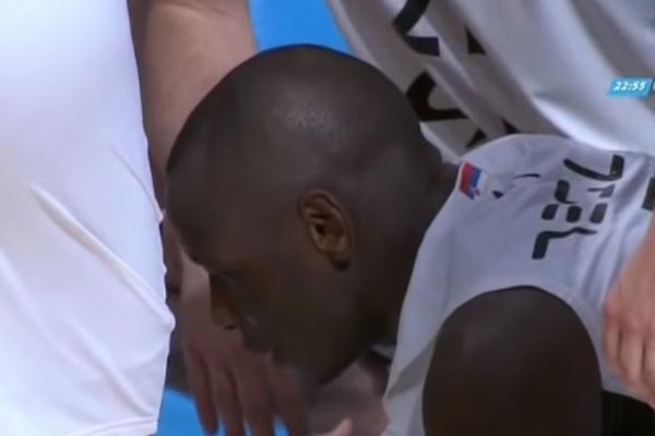 Javio se Bandža Si čim je izašao iz bolnice: Ovo su mu prve reči posle stravičnog pada od koga su svi zanemeli! (VIDEO)