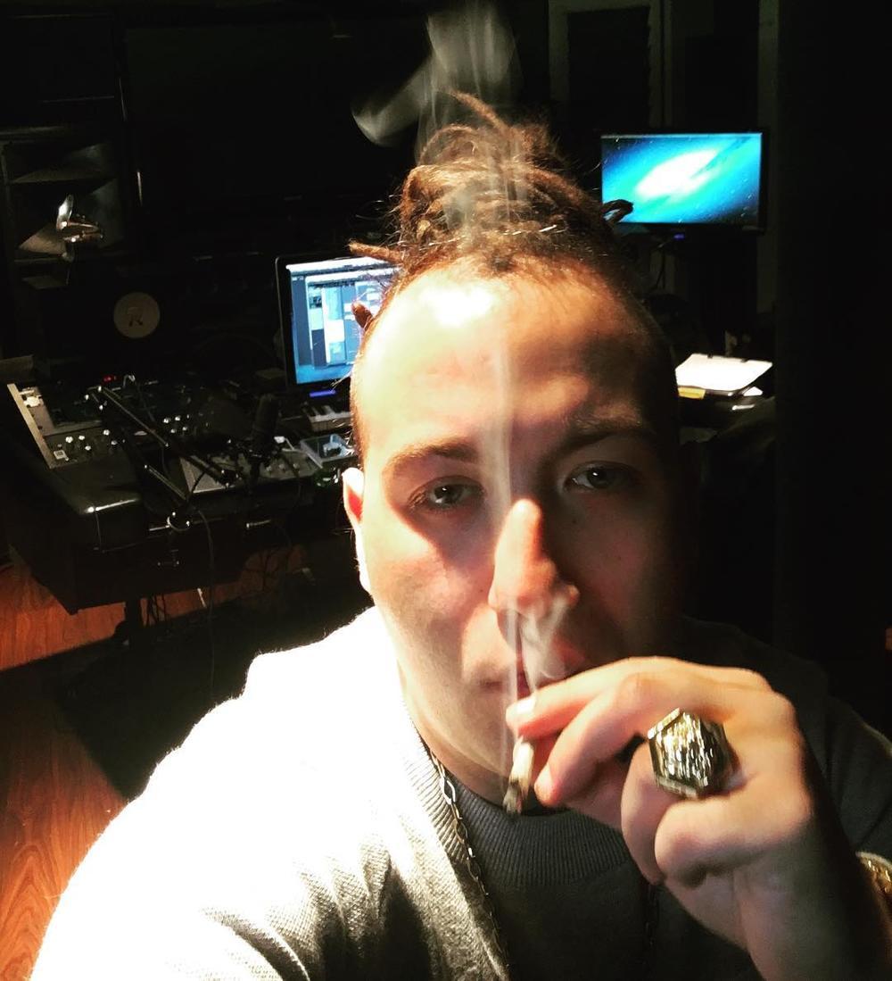 Rasta bi više voleo da njegova ćerka puši marihuanu nego da pije votku  