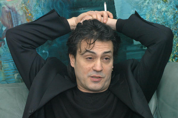 ZA Vladom Kalemberom su ŽENE LUDELE, ali OVO NISU ZNALE: Hvalio se prijatelju letnjom aferom, a onda saznao da je devojka njegova ĆERKA! (FOTO)