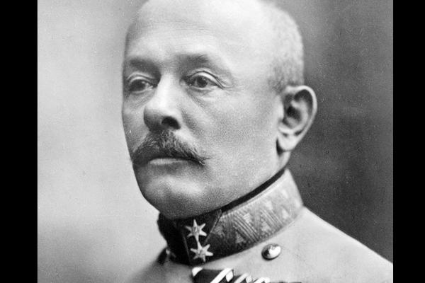 BIO JE NAJVEĆI VOJNI GENIJE KOJEG JE BALKAN IMAO: Odrekli su ga se i SRBI, I HRVATI I TITO!