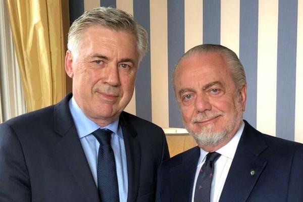 ZVANIČNO! Karlo Anćeloti je novi trener Napolija! (FOTO)