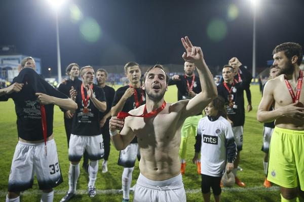 MOŽDA I NE NAPUSTI PARTIZAN ODMAH: Junak osvajanja Kupa je evrogol posvetio ocu! (VIDEO)