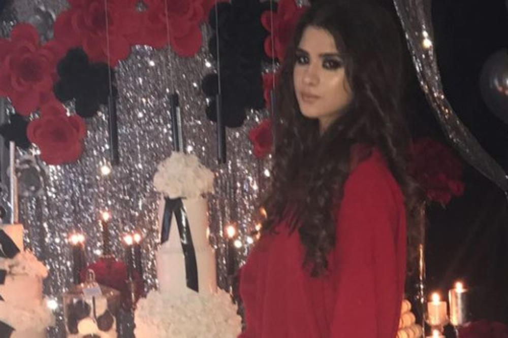 SAMO ONA IMA OVO NA CELOM SVETU! Ćerka Željka Mitrovića DOBILA SKUPOCENI POKLON OD DEČKA: Pukao hiljade evra!(FOTO)