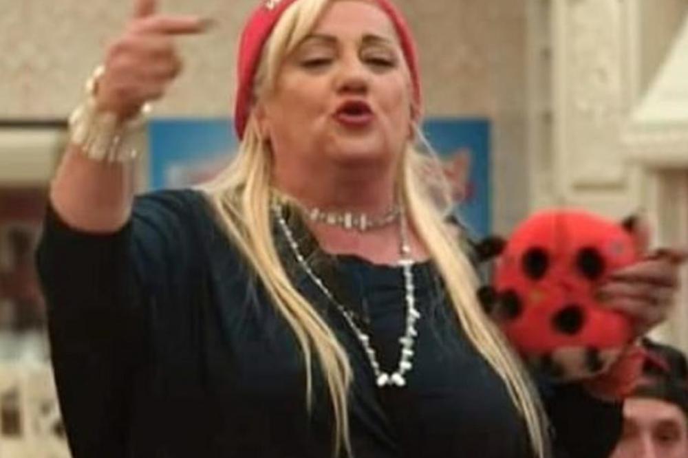 ŽESTOKO OPLELA PO PRODUKCIJI PAROVA: Vesna Rivas napustila rijaliti, pa se požalila na Fejsbuku (FOTO)