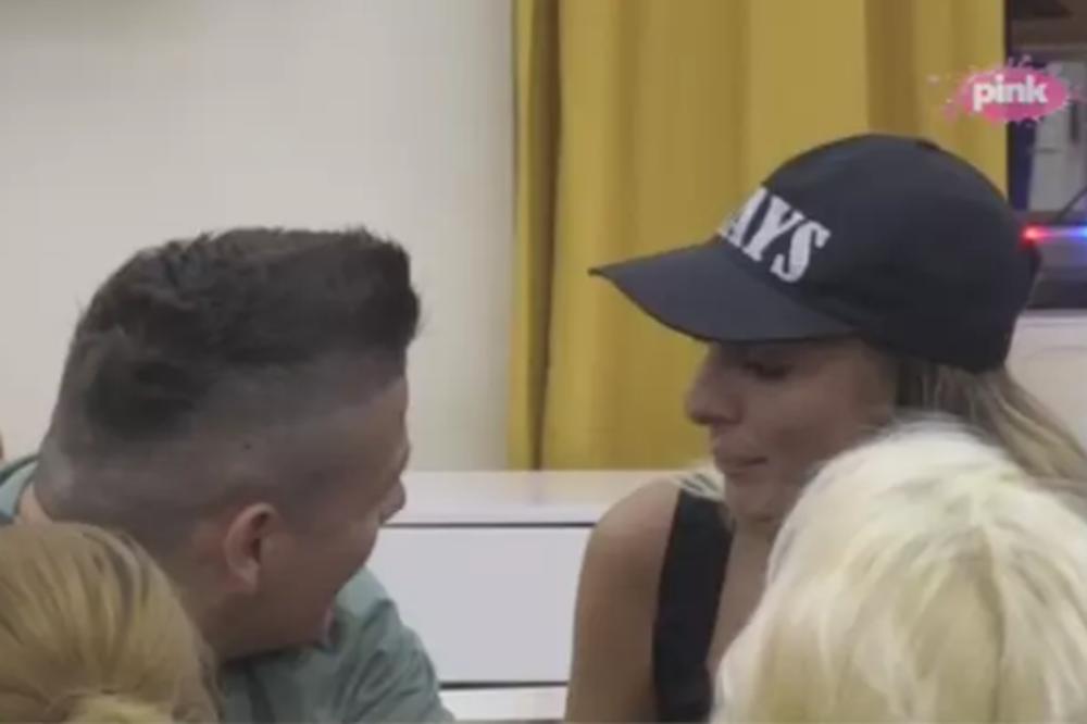 TREBA DA TE BUDE SRAMOTA: Luna saznala da ju je Sloba OGOVARAO s Đeksonom, pa napravila SKANDAL (VIDEO)