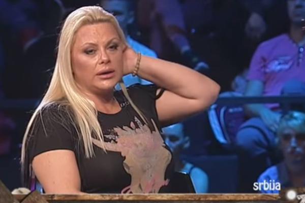 SPREMA SE ZA ZADRUGU: Dok joj ćerka vadi silikone, Marija Kulić se odlučila za drugačiji zahvat! (FOTO)