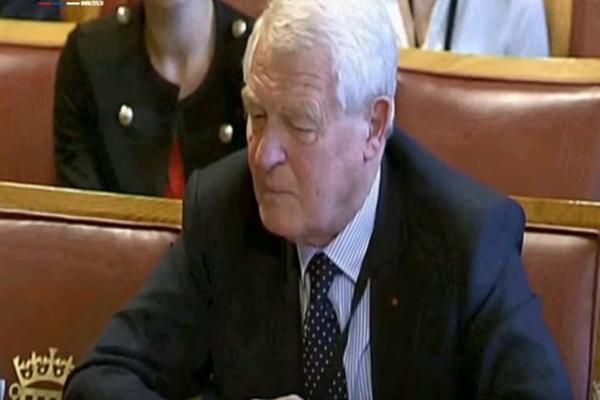 SRBIMA IZ BIH ZABRANITI SRPSKE PASOŠE! Pedi Ešdaun uputio sramotni zahtev Evropskoj uniji!