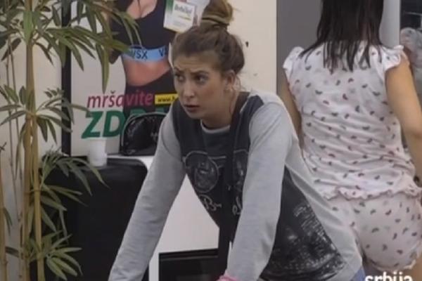 MIKI JE TEK IZAŠAO, A ONA JE TOTALNO IZGUBILA KOMPAS! Nadežda nasrnula na trudnu Miljanu! (VIDEO)