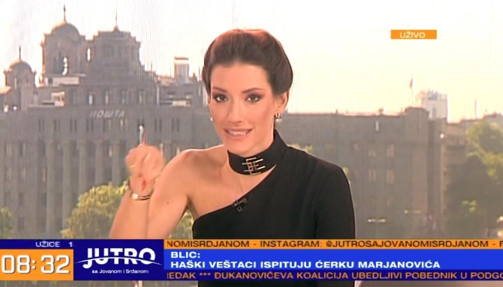 Očigledno je odlučila da se malo poigra sa stilovima  