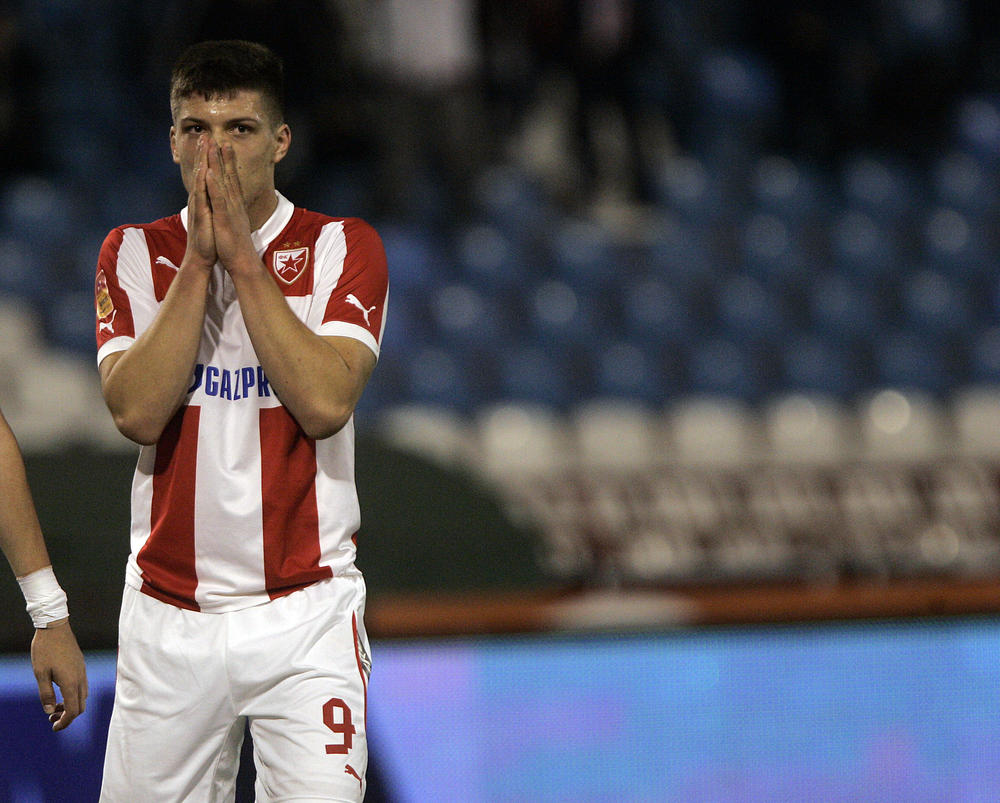 Luka Jović nije mogao da se izbori sa pritiskom na Marakani