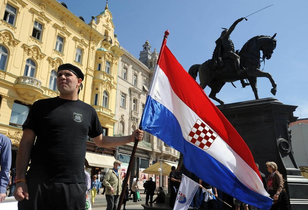 Hrvat pitao da li sme da dođe u malo mesto u Srbiji, a Srbin mu odmah odgovorio: "Samo mogu da kažem da bi te..."