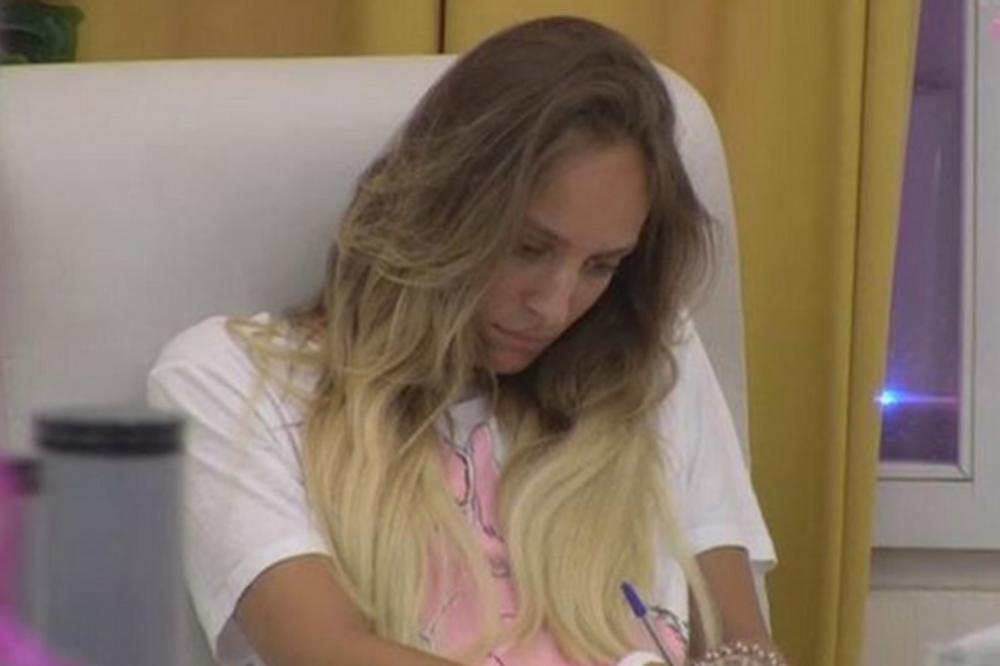 LUNA SE SMRTNO ZALJUBLJUJE ZA 48 SATI: Isto kao sa Slobom bilo je i sa Gastozom, plakala, jurila ga...Jedva je se otkačio!