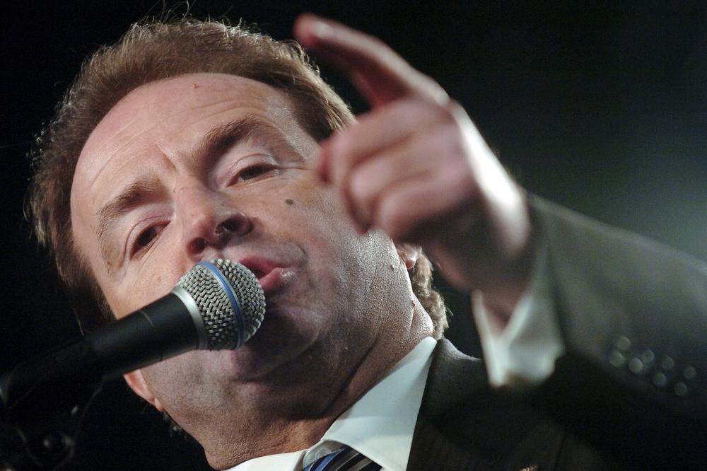 OGLASIO SE BOGOLJUB KARIĆ! Otkrio je PRAVU ISTINU o ZASTAVI lažne države KOSOVO u Belorusiji