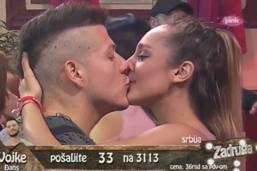 Sloba i Luna u strasnom poljupcu svojevremeno  