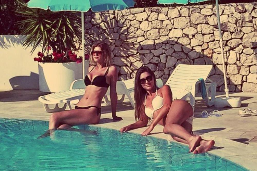 HRVATICA KOJA PRETI DA POKORI SVET SVOJIM IZGLEDOM: Njene gole fotke su digle čitavu zemlju na noge, a smuvao ju je Boris Novković! (FOTO)