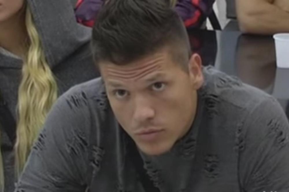 KAO DA SMO BOGATAŠI! Ako imate viška para, nećete na more, a ostala vam je čak cela pašteta u frižideru - finansirajte rođendan Slobi!