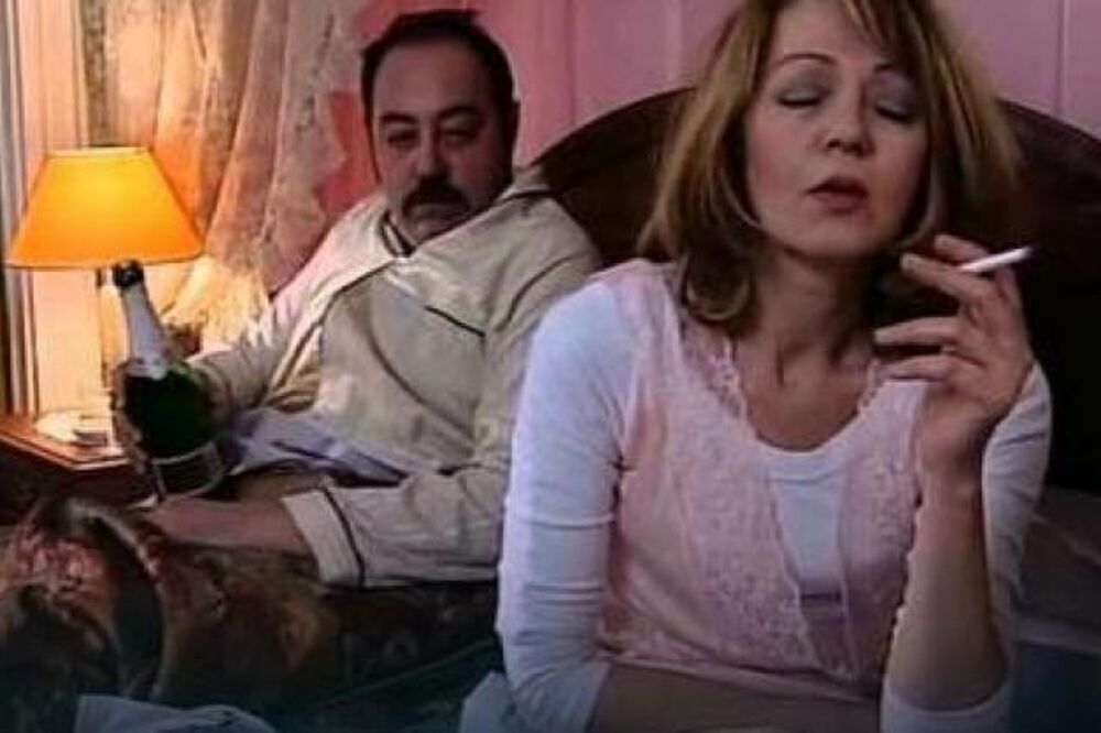 NJEN GLAS BISMO PREPOZNALI IZ PRVE, ZNAMO JE KAO ĐOŠINU ŽENU: Doživela je veliku tragediju, evo kako DANAS IZGLEDA