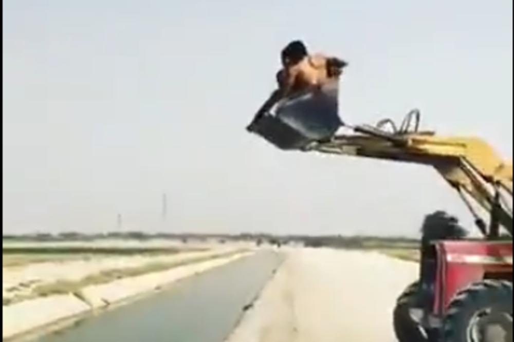 LUDI RUSI SU OVOG PUTA PRETERALI! Imali su URNEBESNU IDEJU, ali onda je sve krenulo po zlu! (VIDEO)