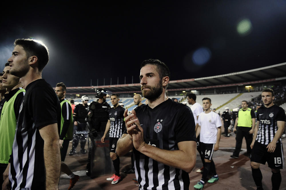 VREO POČETAK JUNA U HUMSKOJ: Bambi Tošić dobio ponudu od milion evra po sezoni, Antonov ipak ostaje u Partizanu?!