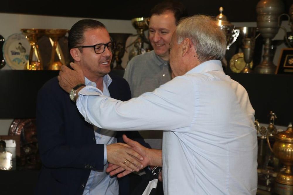 Zazvonio mi je telefon, a javio se Peđa Mijatović... Nisam mogao da verujem, pa sam mu spustio slušalicu!