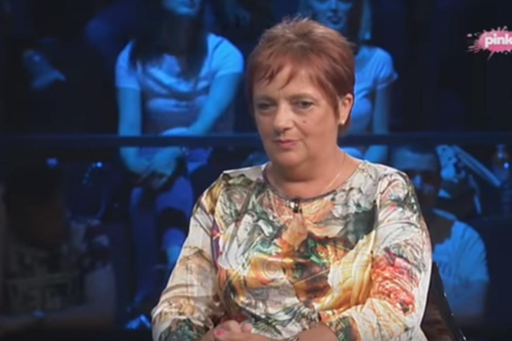 SLOBINA PORODICA KIJI ZAMERILA ZBOG SVADBENE TORTE: Njena majka sada otkriva o čemu se zaista radi (VIDEO)