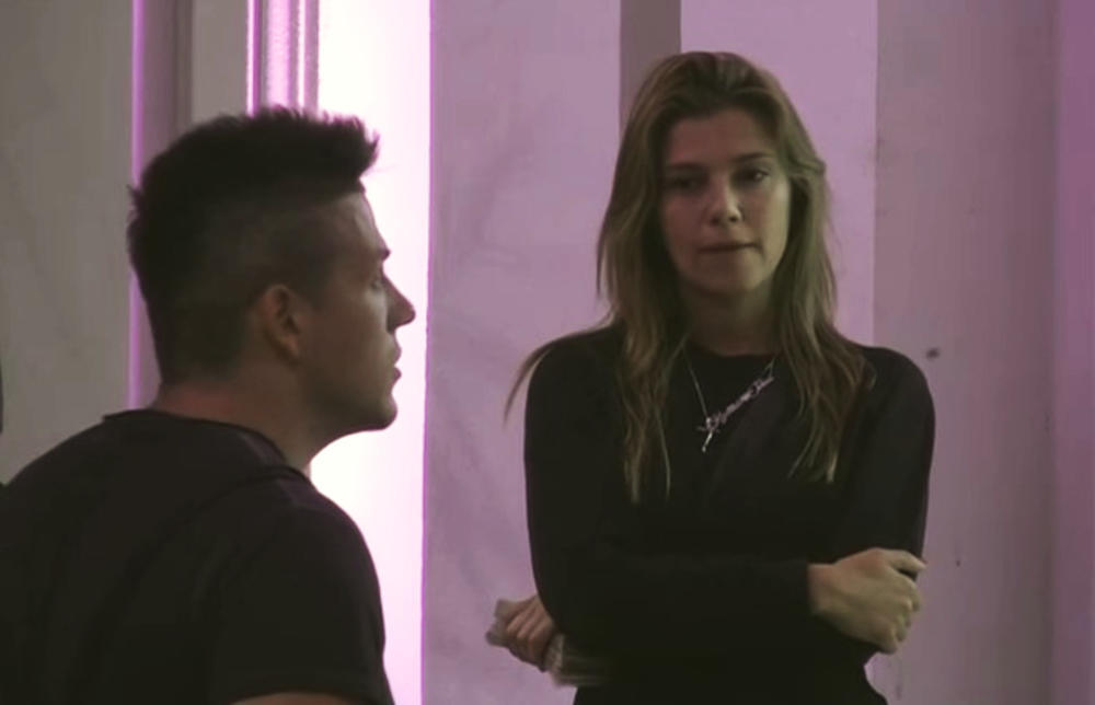 Ljubav i dalje postoji  