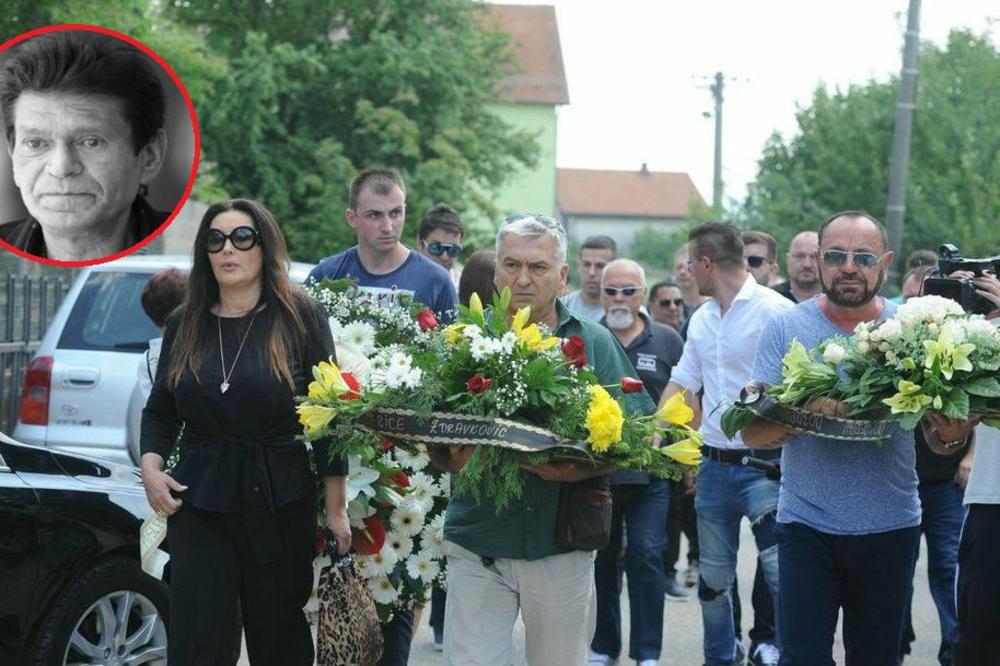 JAKO BITAN OBIČAJ BIĆE PREKRŠEN NA SAHRANI SINANA SAKIĆA! Neće biti sahranjen uz rigorozna muslimanska pravila, a evo i ZAŠTO!