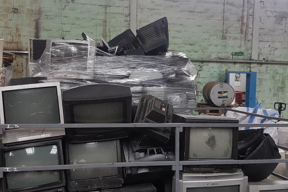 Zašto je opasan fluorescentni prah iz televizora?