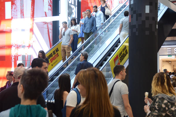 U SRBIJI IH IMA VIŠE NEGO IKAD: Ove nacije najviše posećuju Beograd, ŠTA MISLITE KO PREDNJAČI?