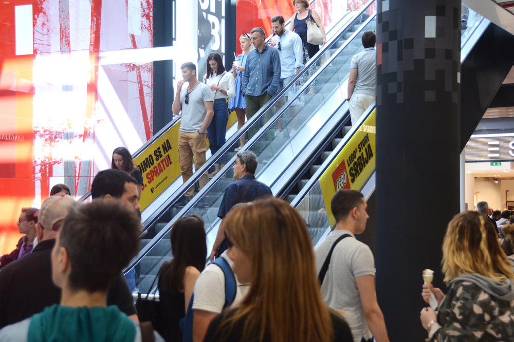 U SRBIJI IH IMA VIŠE NEGO IKAD: Ove nacije najviše posećuju Beograd, ŠTA MISLITE KO PREDNJAČI?