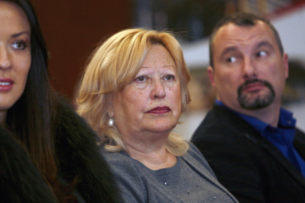 NIJE NAM JASNO ŠTA SE DEŠAVA U FILMSKOM CENTRU SRBIJE! Predsednica  Nada Perišić podnela ostavku, a još 6 članova Upravnog odbora se razrešavaju dužnosti!