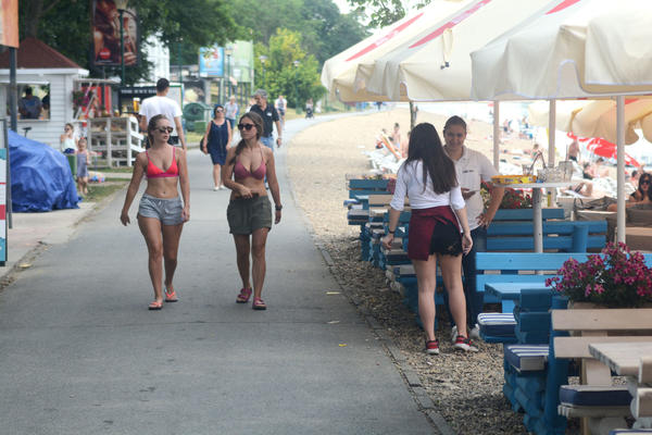 Horor na Adi: Vlasnik kafića mamio maloletnice u lokal, a onda ih silovao?