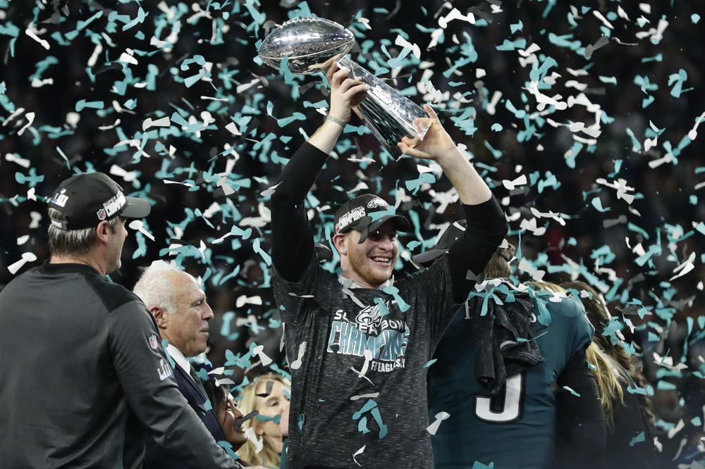 OSVAJAČ SUPERBOULA UBIJA MEDVEDE! Nema klub, a sada seje SMRT i navlači gnev ljudi (FOTO)