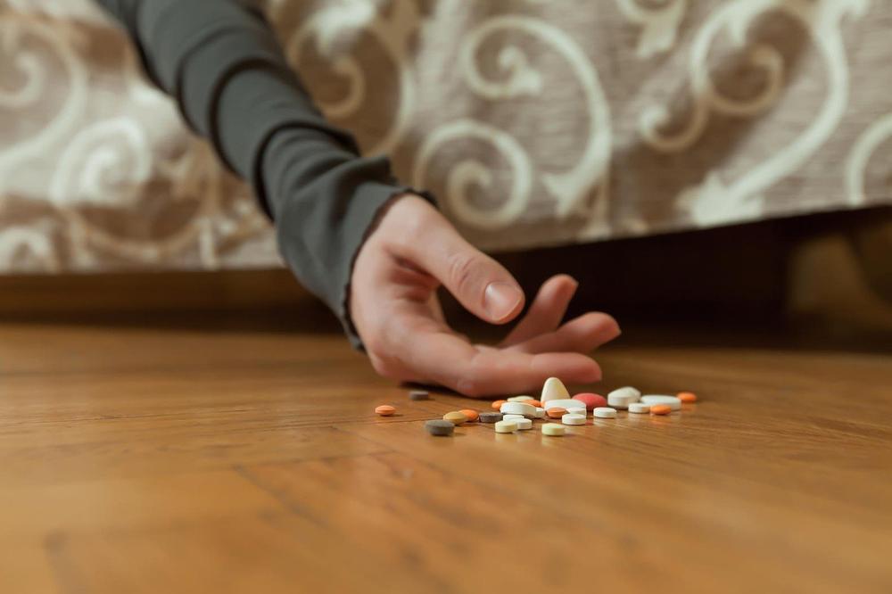 MILIONI PLAČU! Poznata kretorka izvršila SAMOUBISTVO!