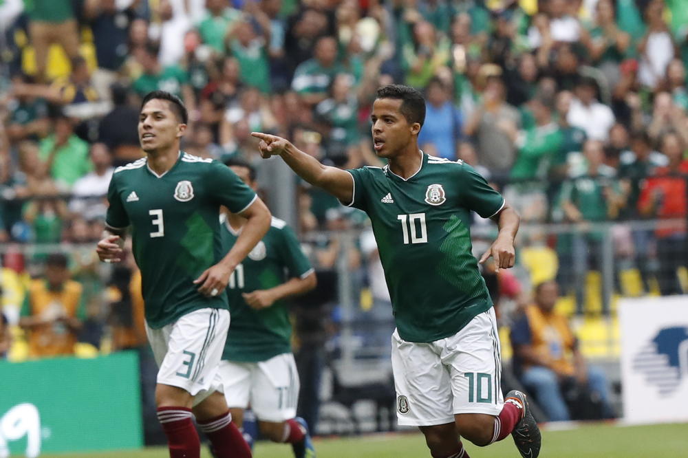 PROCUREO SNIMAK ORGIJANJA PRED SP! Pravili vozić, malo simulirali, a malo nisu, pa se pravdaju: To nije poslovna pratnja, nego naše gošće! (VIDEO)