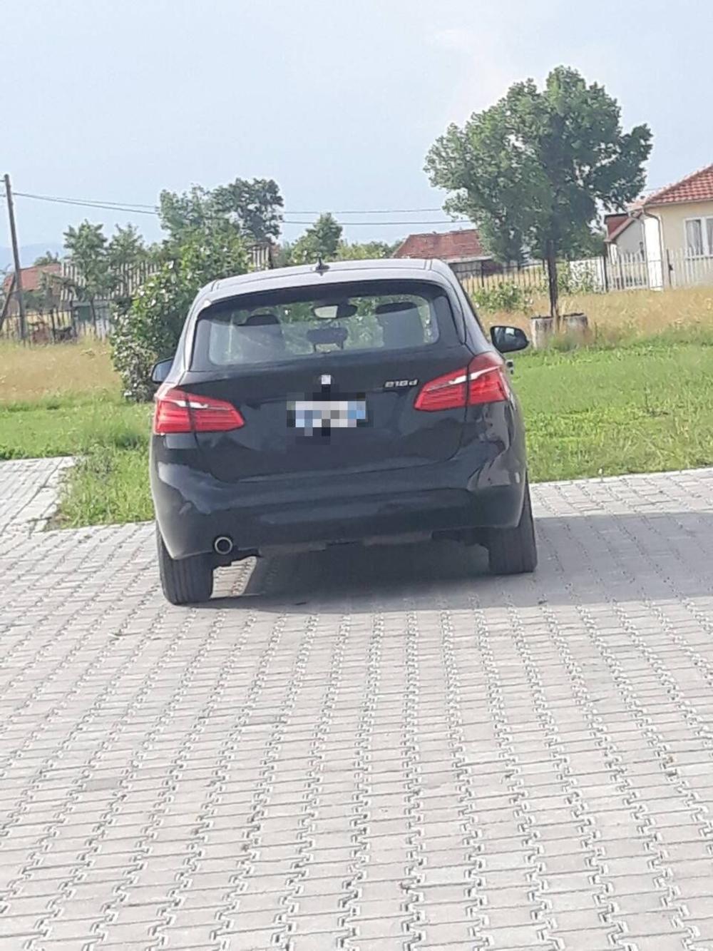 Automobil kojim su se dovezli napadači  