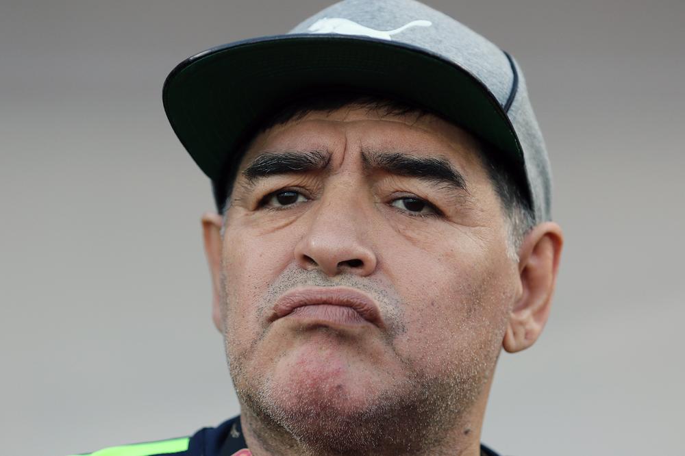CRNI DIJEGO, KAD ĆEŠ DA ODRASTEŠ? Maradona primljen u bolnicu, ali ovoga puta stvarno!