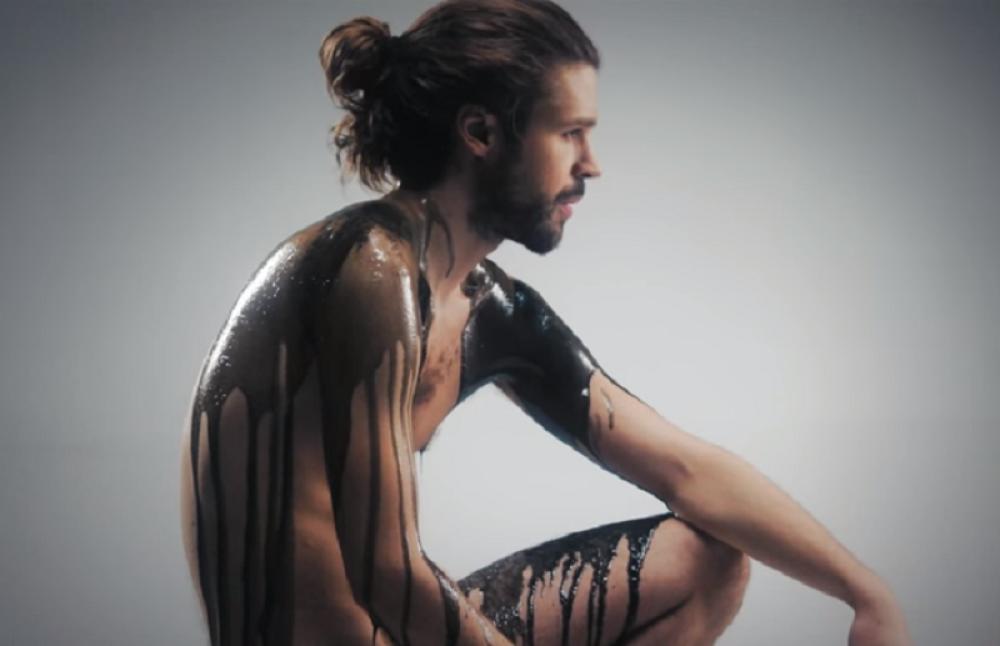 Kadrovi iz spota 'Kliziš