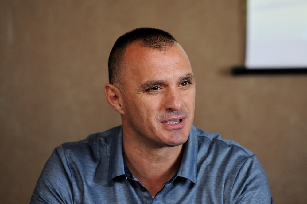 BIVŠI GOLMAN CRNO-BELIH, A SADA PRVI ČOVEK MAČVE, IMA ŠTA DA KAŽE:  Partizan je hteo da se meč odigra!