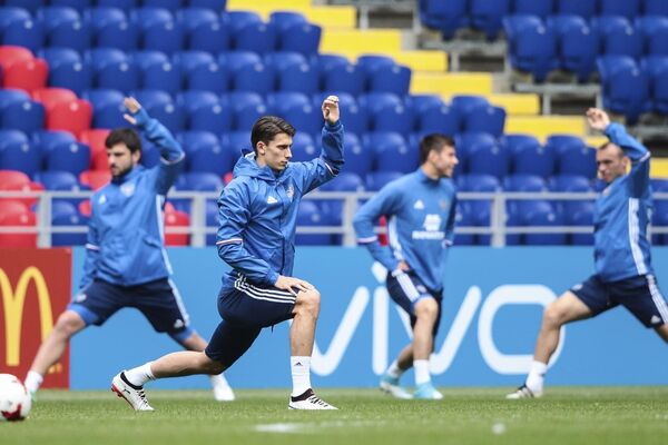 UŽASNO RAZMIŠLJANJE ŠTOPERA RUSIJE: Ja i Serhio Ramos znamo kako da zaustavimo Salaha! (FOTO)