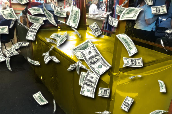 KAO DA JE OD ZLATA! Pronašli smo najskuplju tezgu u Srbiji, vrednu skoro POLA MILIONA! Znate li šta će se prodavati na njoj? (FOTO)